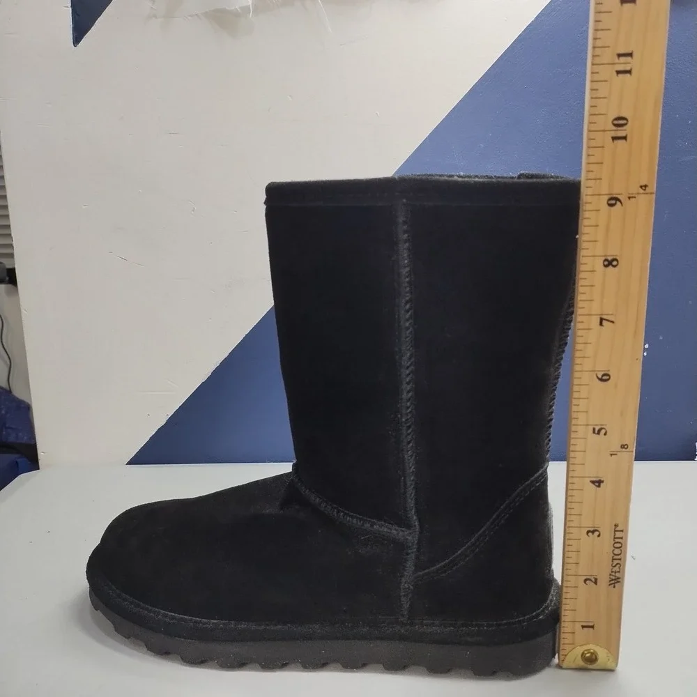 Bearpaw Elle Short Winter Boots Womens Size 7 Black Shearling Lined Mid-Calf